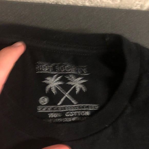 Riot Society graphic t-shirt - Picture 3 of 3